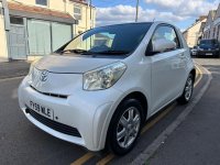 TOYOTA IQ